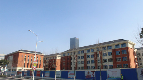 �Ϸ��е���ʮһ��Сѧ�����ڹ��̽�������  ���ʽ�����������